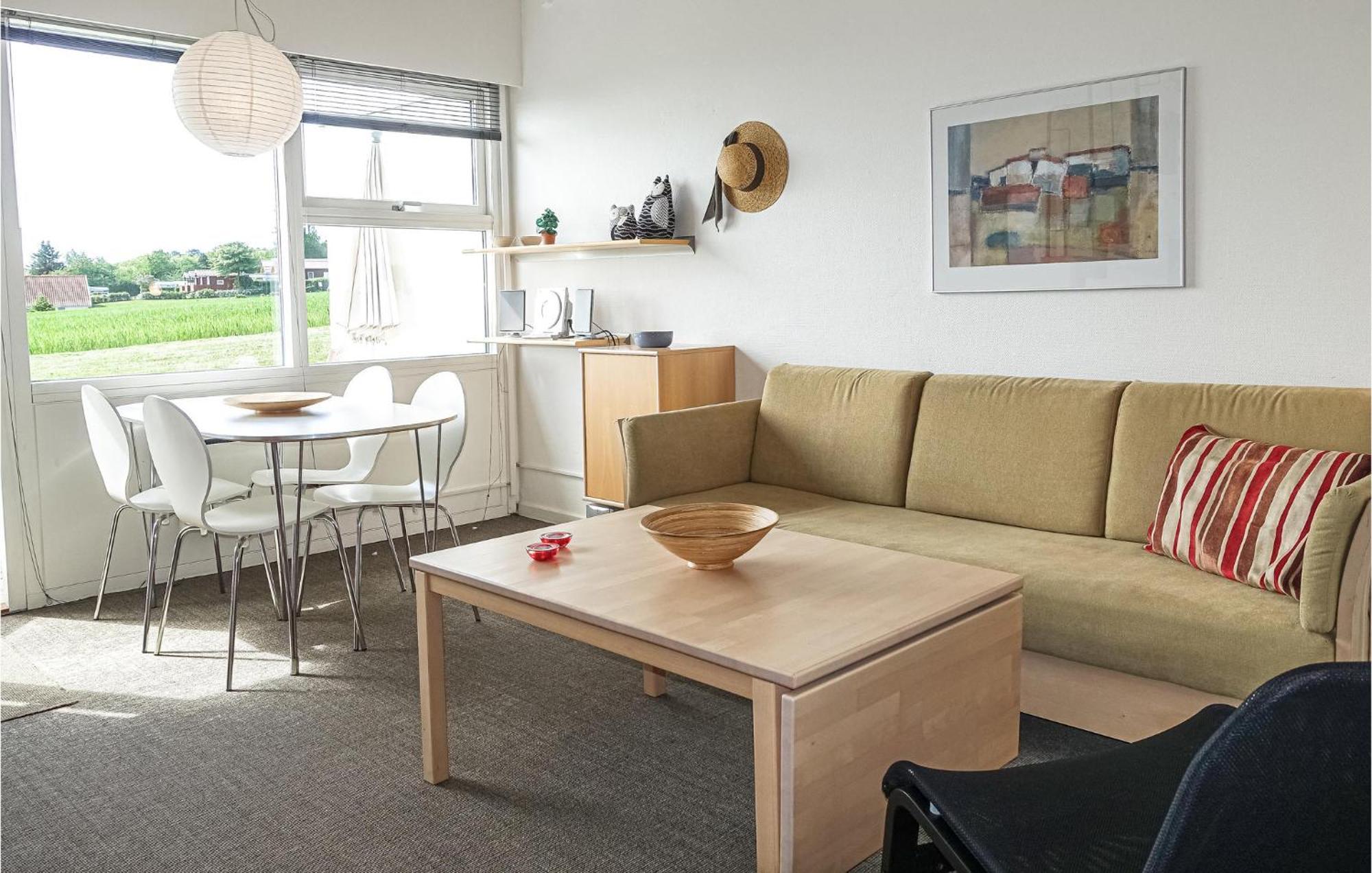 Nice Apartment In Allinge With House Sea View 외부 사진