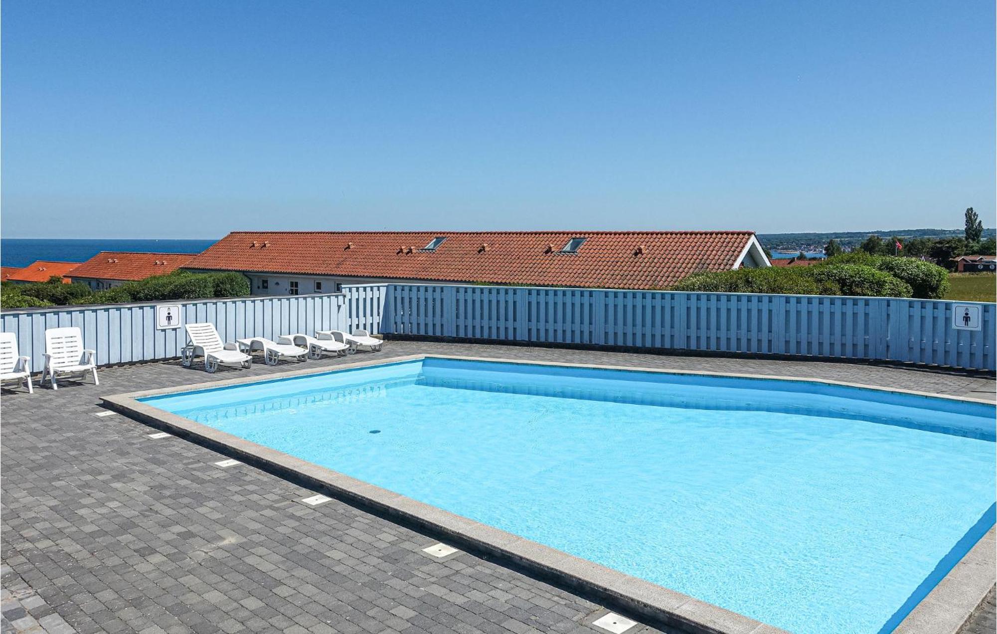 Nice Apartment In Allinge With House Sea View 외부 사진